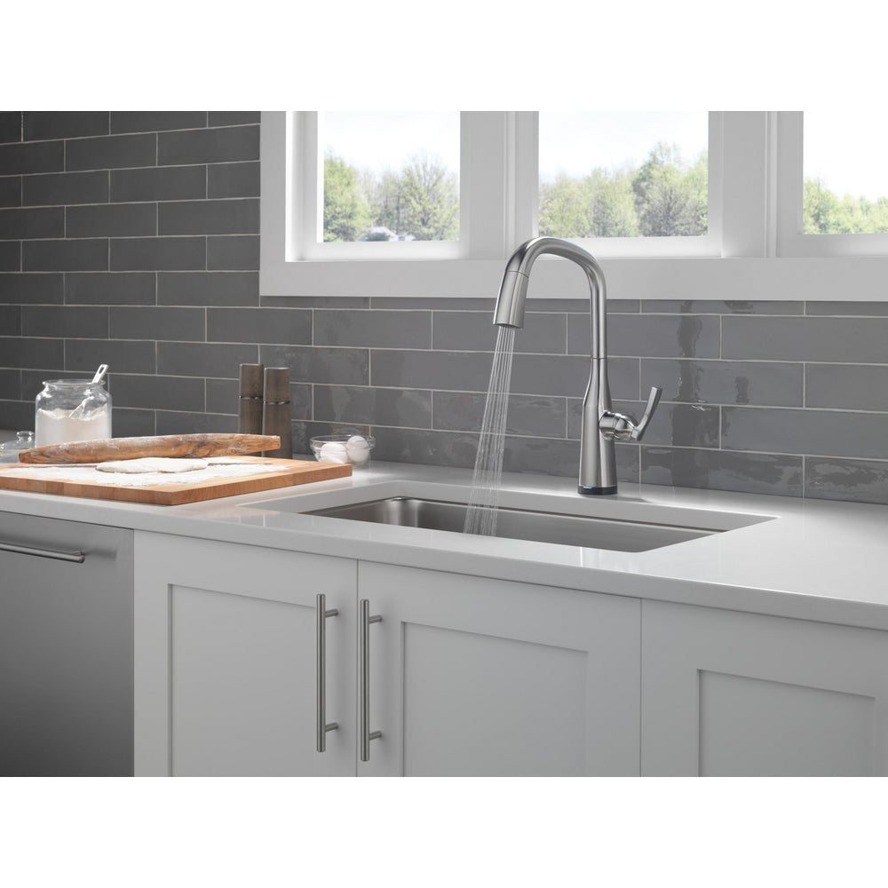 Delta 9176T-AR-PR-DST Stryke 1-Handle Kitchen Faucet with Touch2O Technology and Pulldown Sprayer in Arctic Stainless 