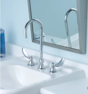 Delta 23C674 Widespread Bathroom Faucet with Blade Handles in Chrome 