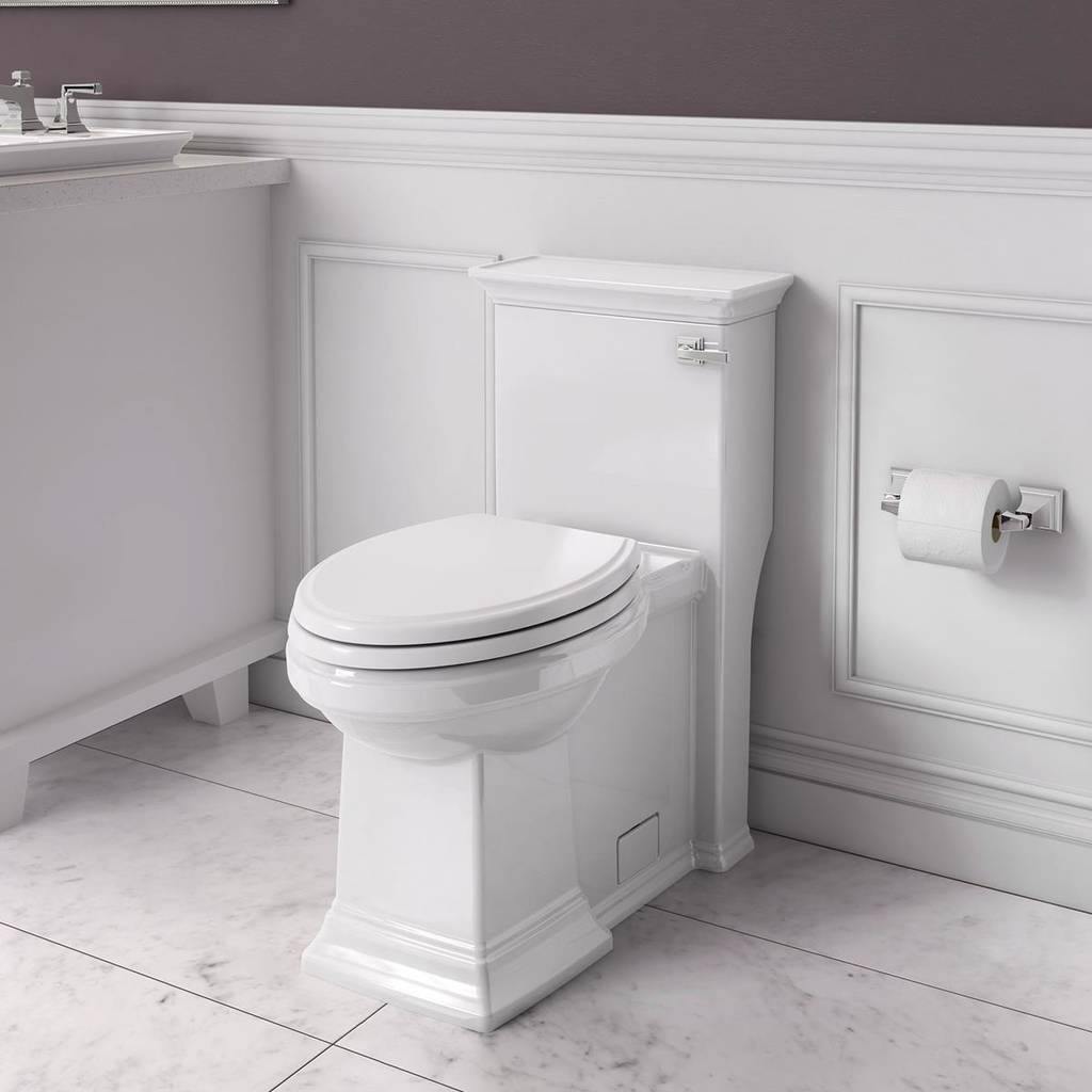 American Standard 2851A105.020 Town Square S Right Height Elongated One-Piece Toilet with Right Hand Trip Lever and seat in White 