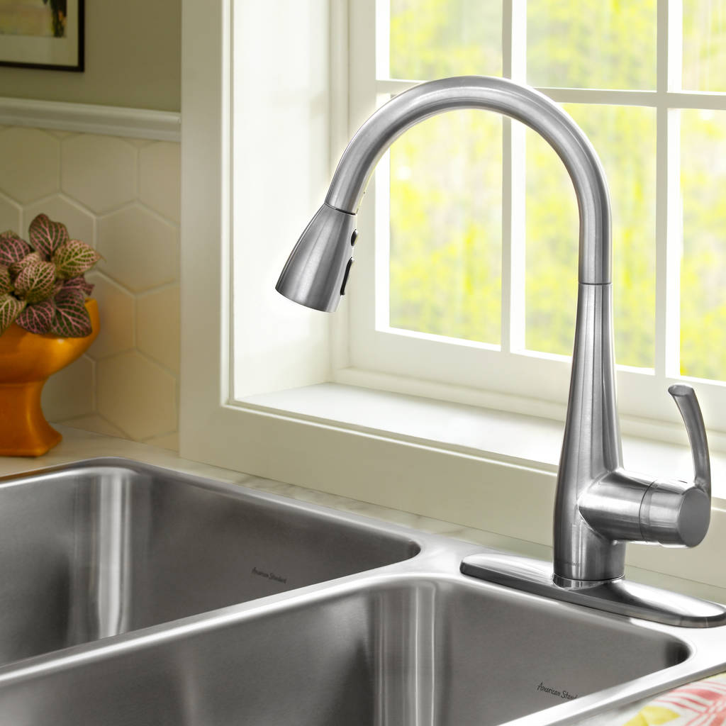 American Standard 4433300.075 Quince 1-Handle Kitchen Faucet with Pulldown Sprayer in Stainless Steel 